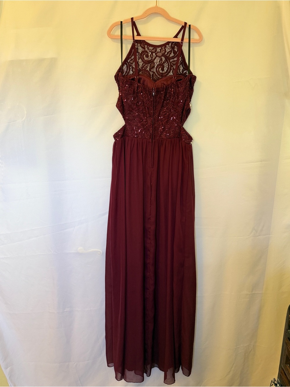 Burgundy Beaded Cutout Formal Dress Size 11 Prom Homecoming Evening Gown - Picture 7 of 7